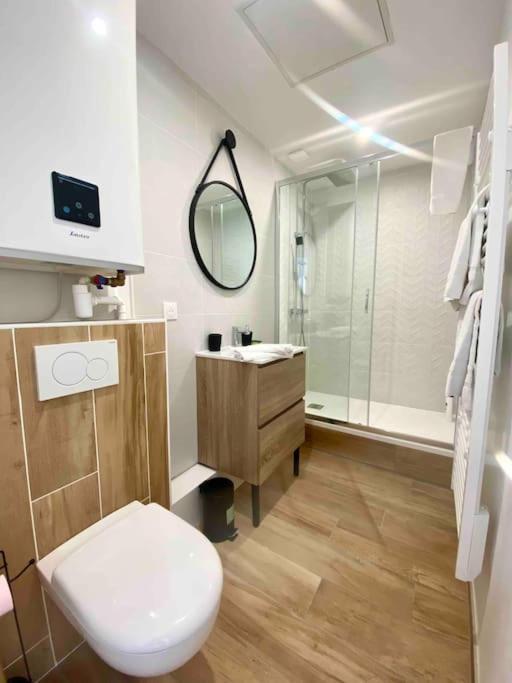 Studio Design Au Centre De Реймс Екстер'єр фото